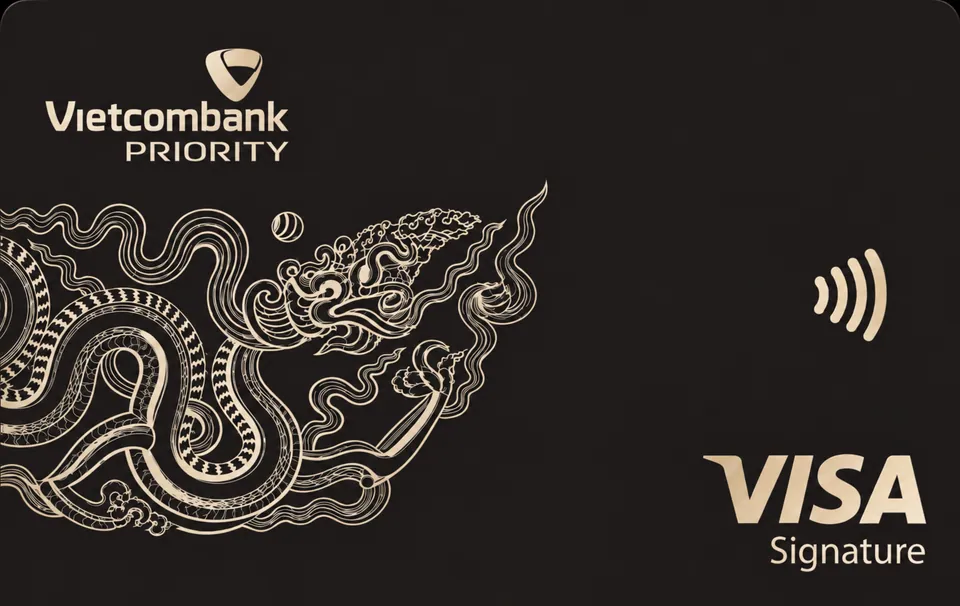 Vietcombank Priority Visa Signature — Vietcombank · 카드 이미지